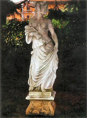 Statue