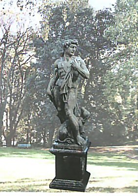 Statue